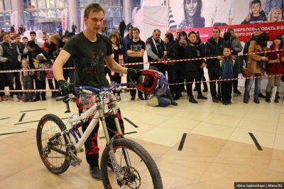 Алексей Кузнецов: "В Барнауле нужен строитель downhill-трассы и организатор гонок" Алексей Кузнецов: "В Барнауле нужен строитель downhill-трассы и организатор гонок"